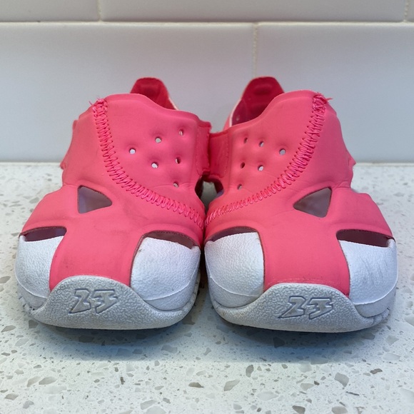 Jordan Baby Girls Neon Pink Water Sandal - Size 5C - Picture 3 of 13